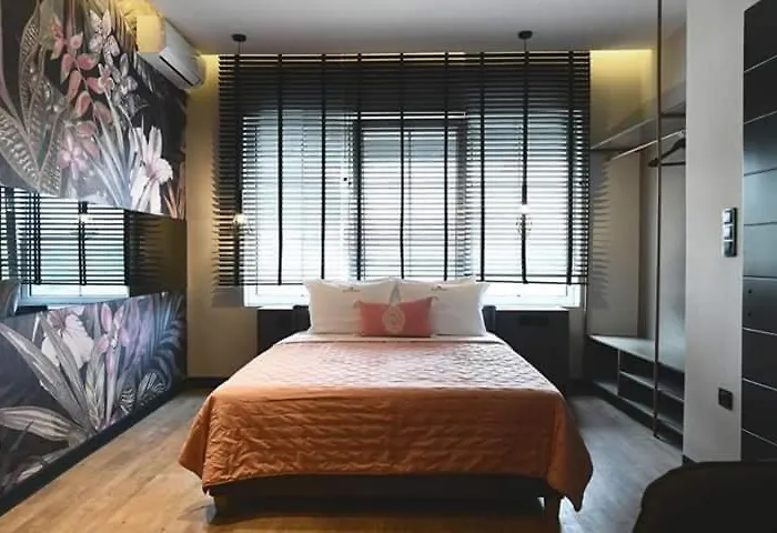 Avenue Luxury Apartments